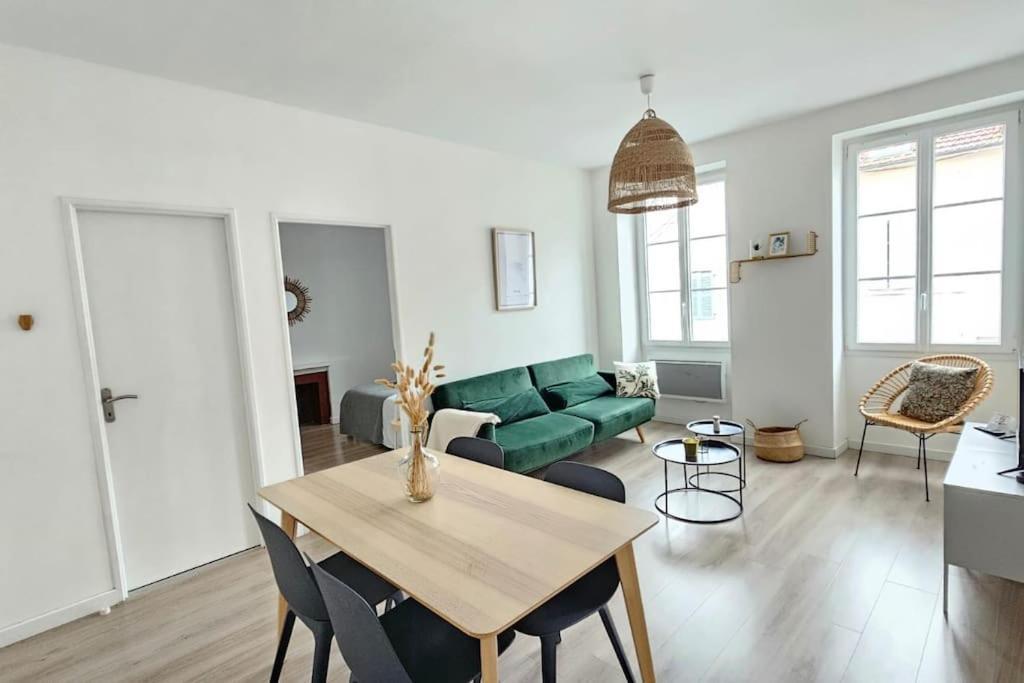 Superbe Appartement 2 Chambres Au Coeur De По Экстерьер фото
